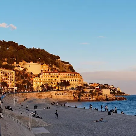 Au Coeur Du Vieux-nice, A 5 Minutes Apartment Nizza
